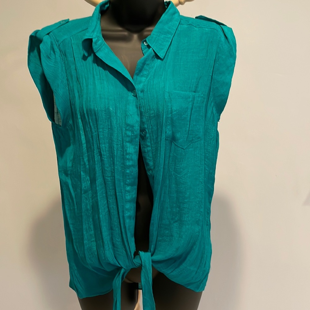 Teal Sleeveless Button Down Silky Blouse